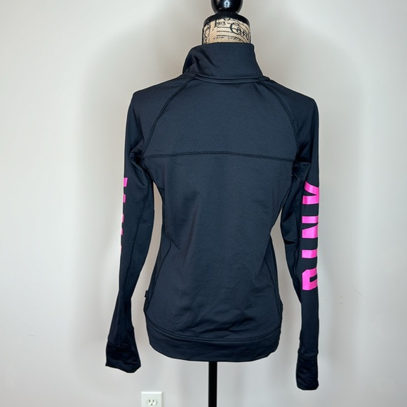 PINK Victorias Secret zip up with dog on the front - Picture 5 of 12